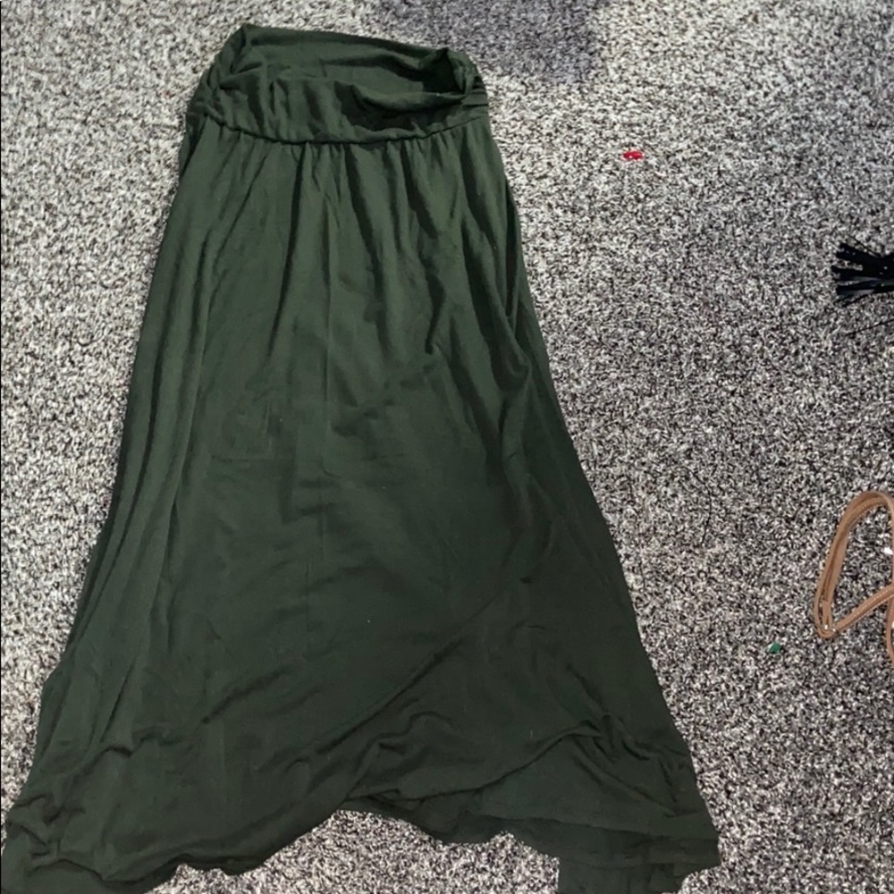 Green really cute comfortable skirt